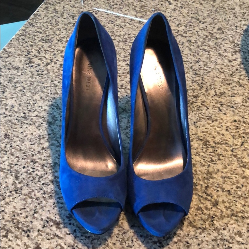 Nine West pumps